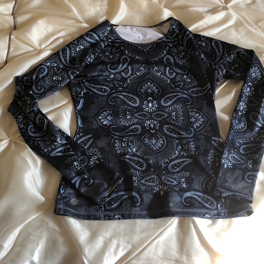 Athleta fleece lined printed top
